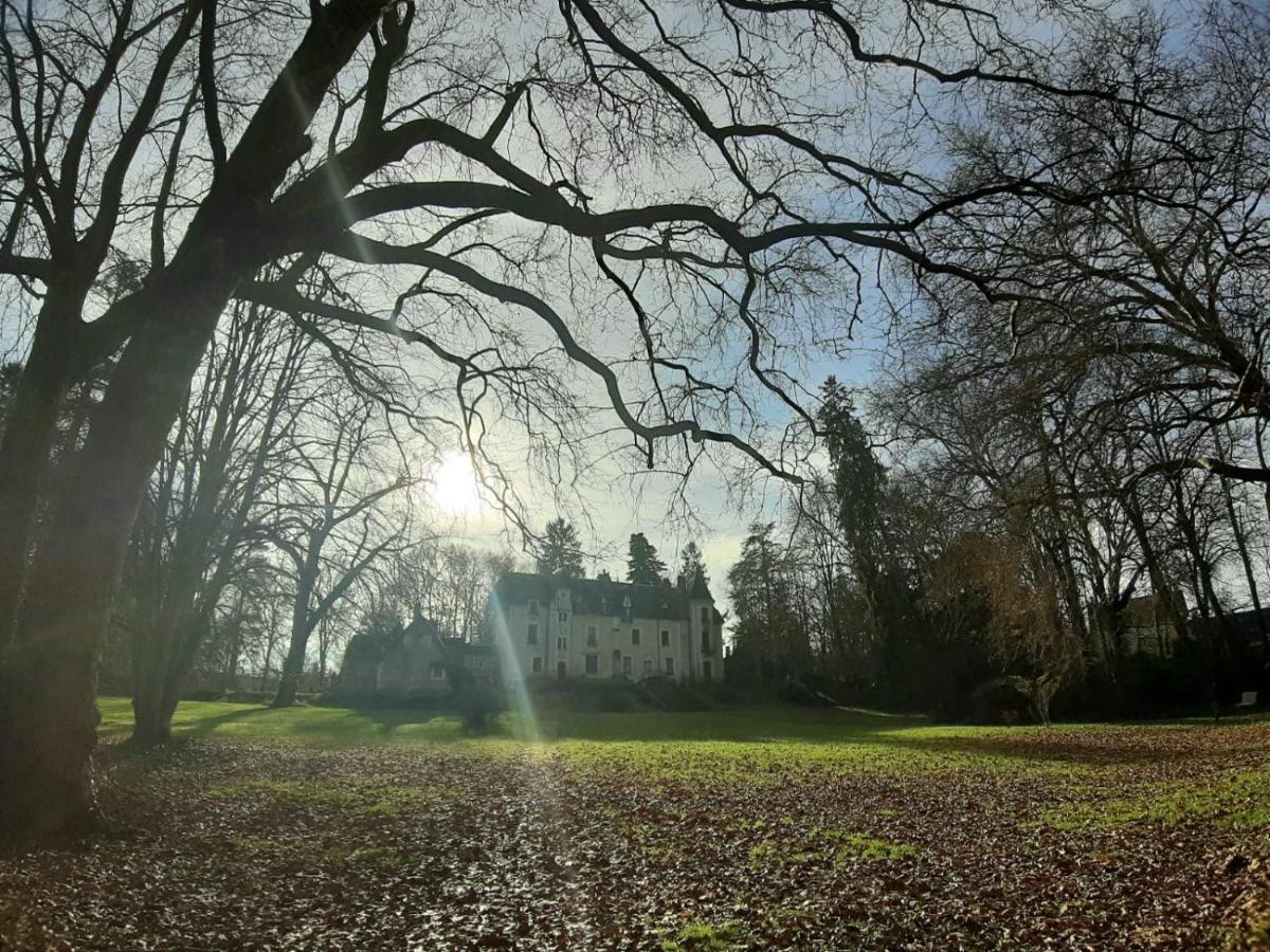 Parc De Lesseps Panzió Meunet-Planches Kültér fotó